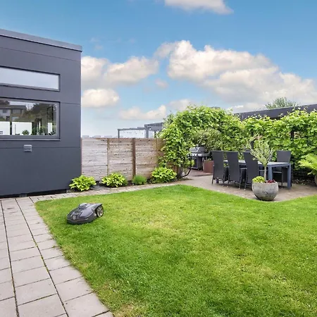 5 Star Holiday Home In Sonderborg 펜션